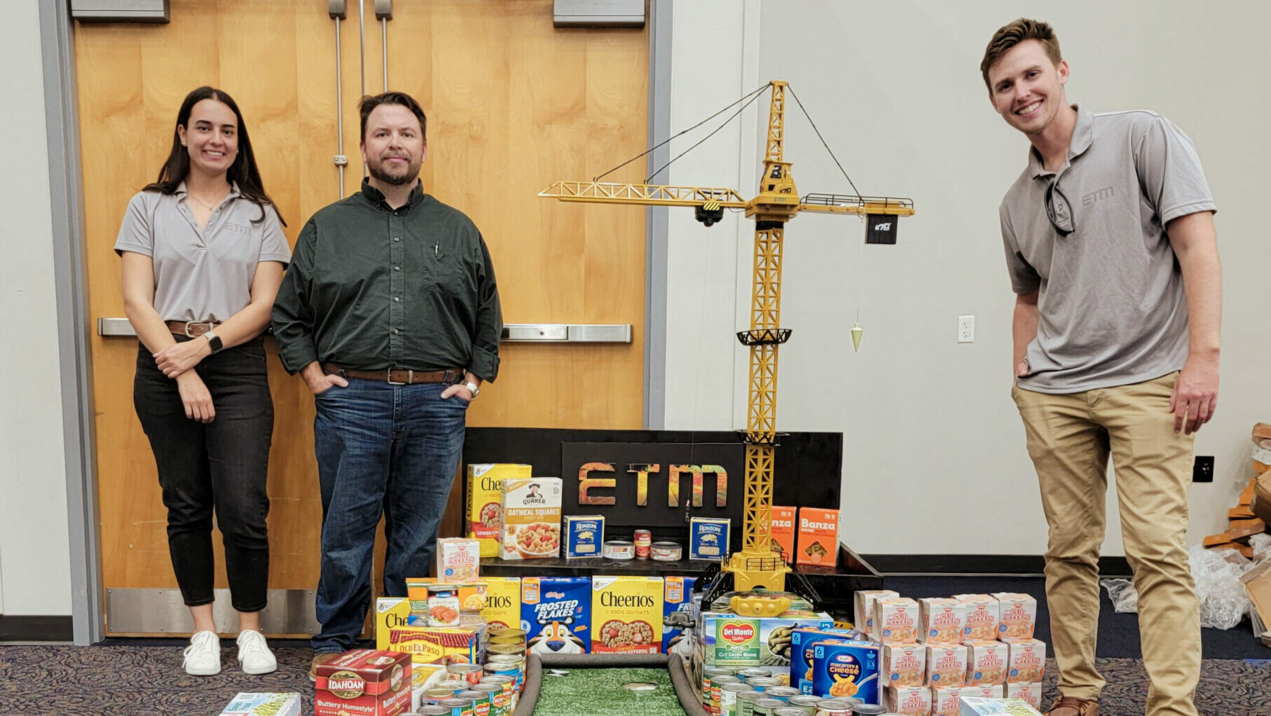 Build Putt Give